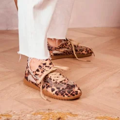 Ideal Shoes Dame Sneakers - Leopard